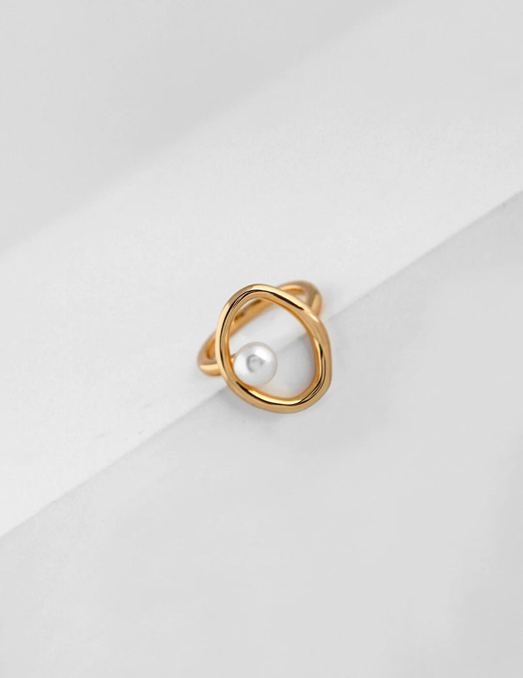 Geometric Open Circle Ring