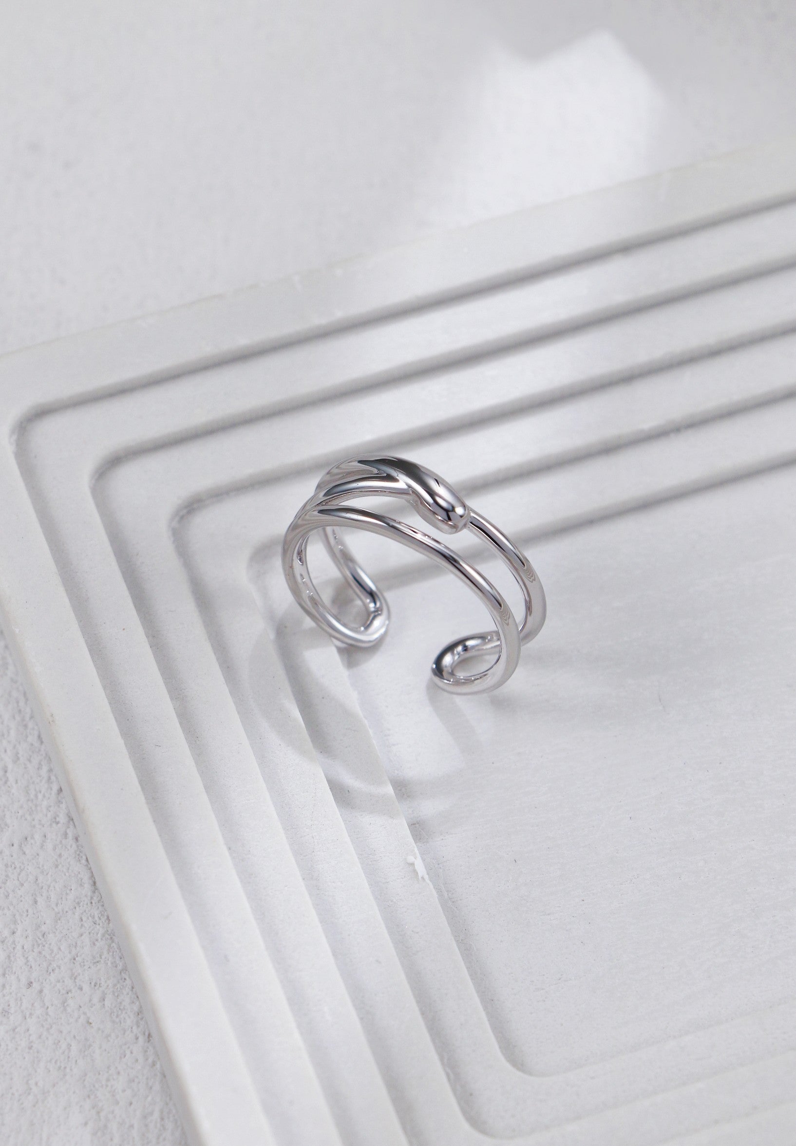 Hollowed-out Line Open Ring-3